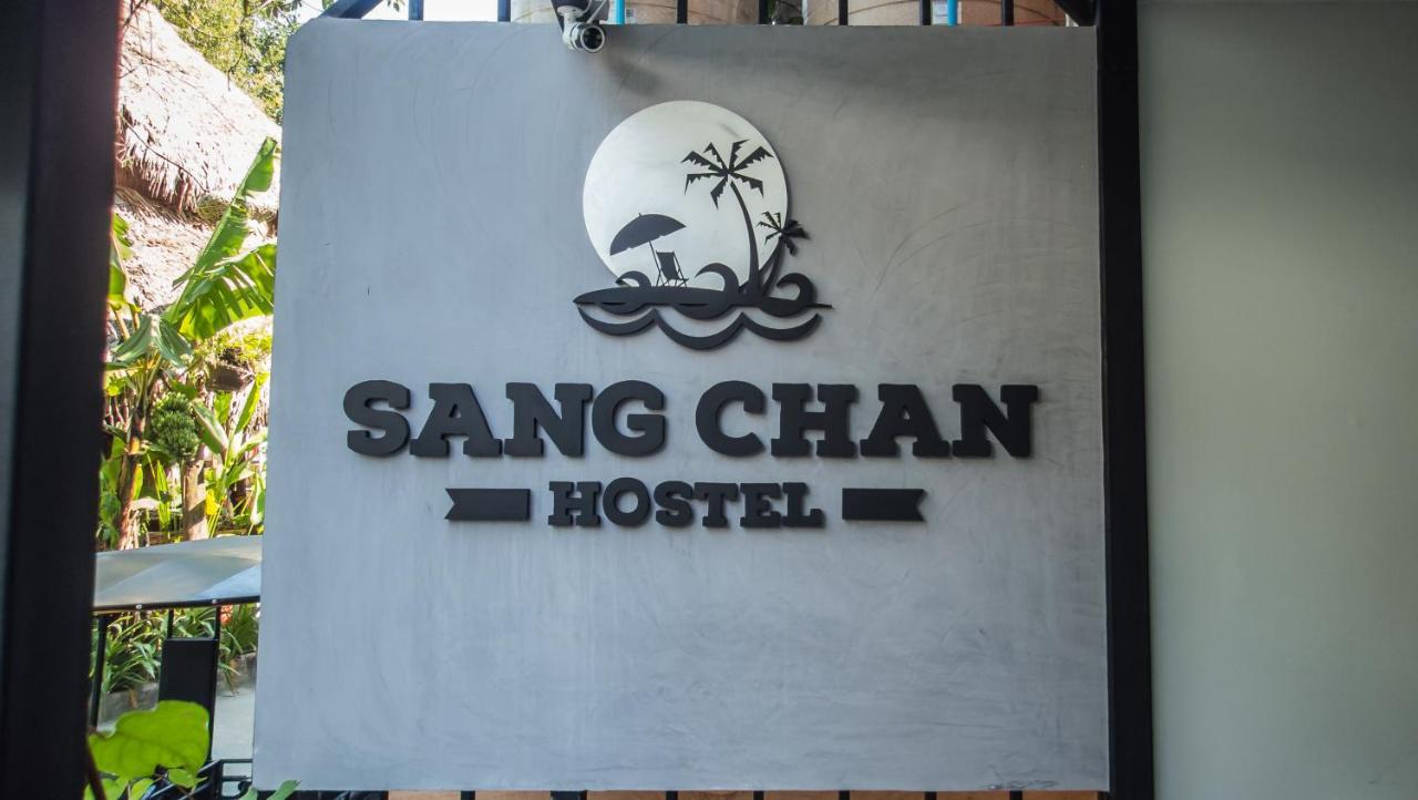 Sangchan Hostel Koh Lipe Bagian luar foto